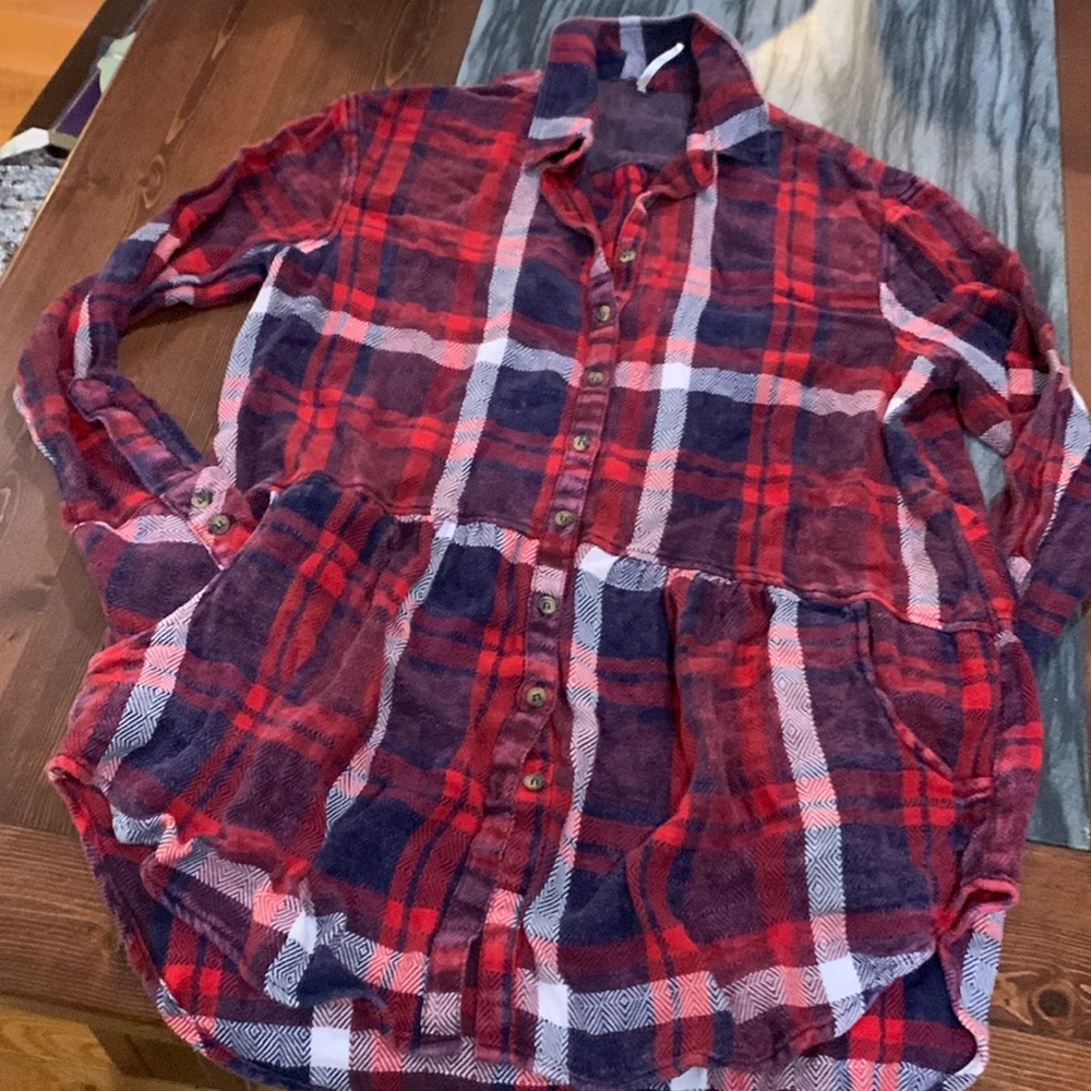 EUC Free People small button up flannel shirt